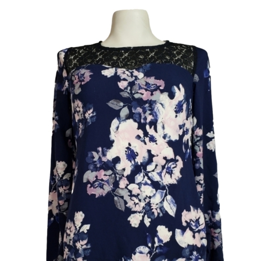 Xhilaration Floral and Black Lace Dress